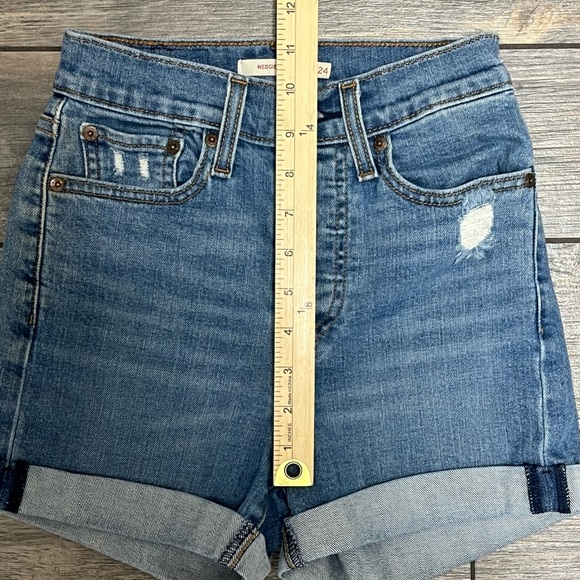 Levi’s High Rise Wedgie Short Size 24 Button Fly Cuffed Stretch - Picture 8 of 16